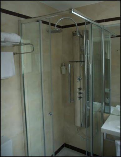 Hostal Acuarela Burgo Esterno foto